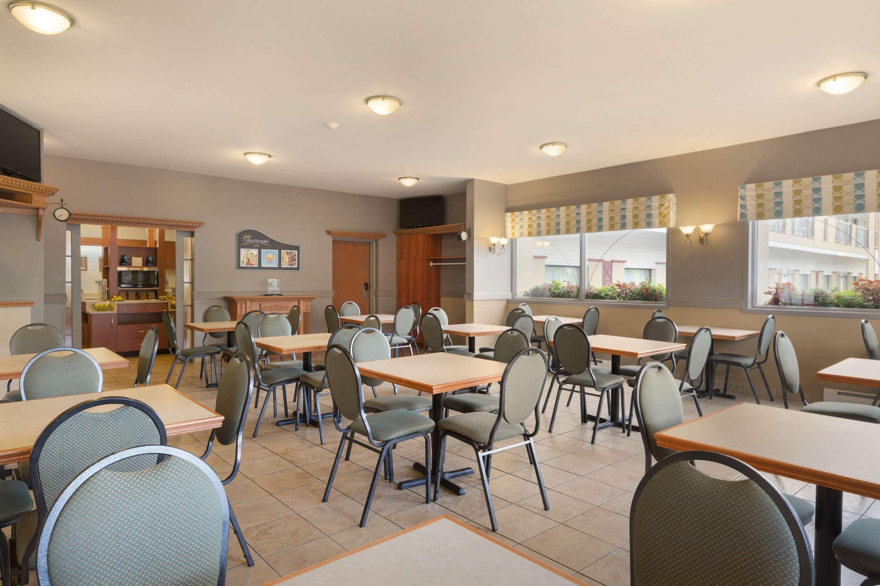 Days By Wyndham Hotel