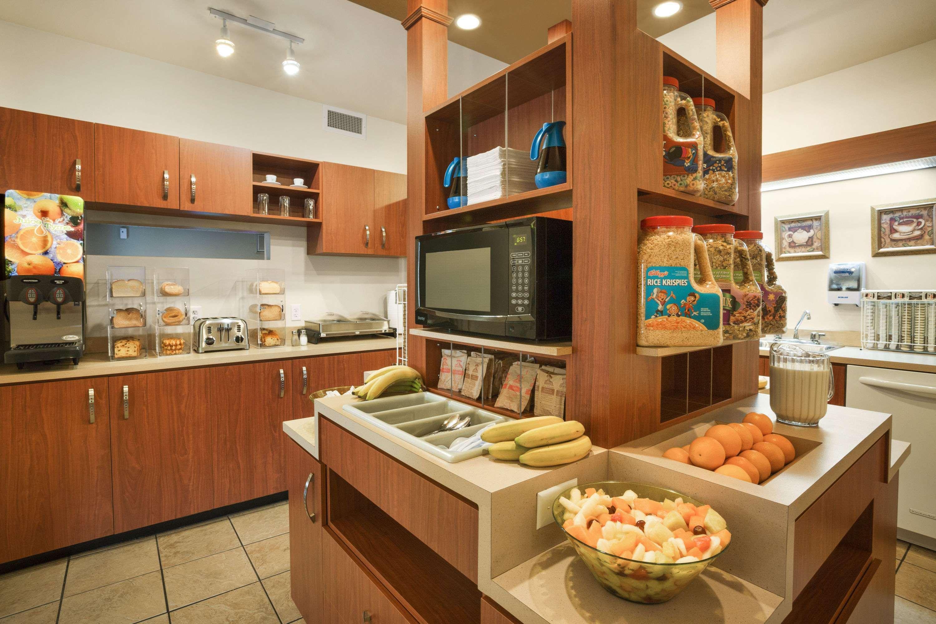 Days By Wyndham Hotel 3*